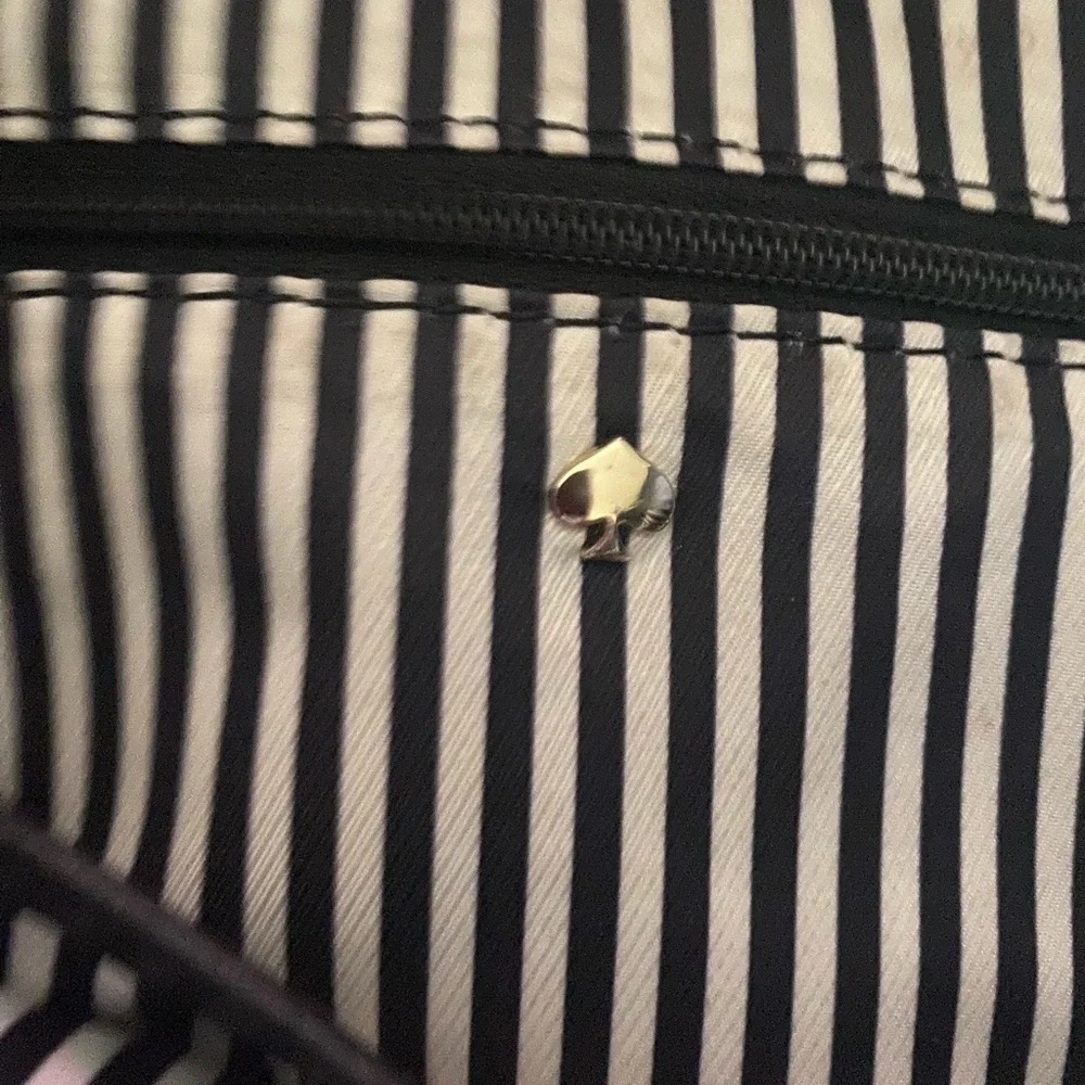 KATE SPADE-BLACK FOLD OVER CROSSBODY BAG